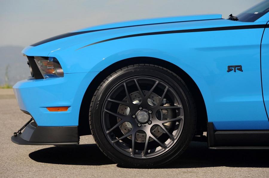  Ford Mustang RTR Package 2010 года  (фото 36 из 65)